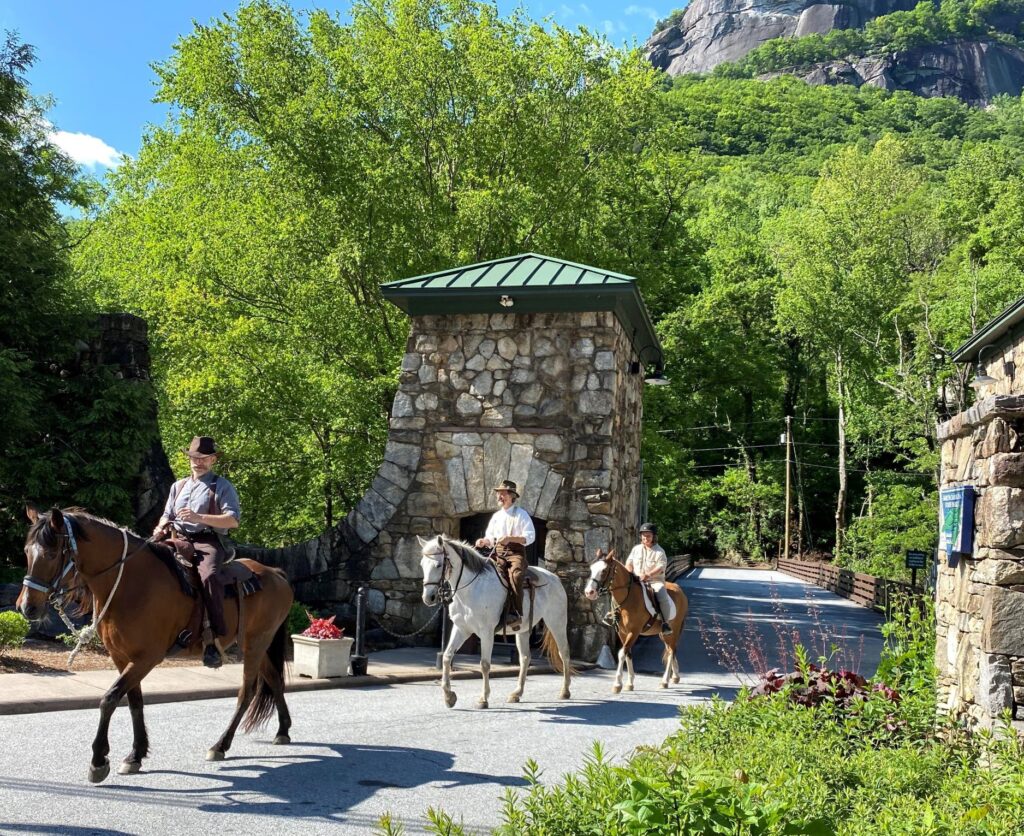 Artists begin Historic Journey at Chimney Rock